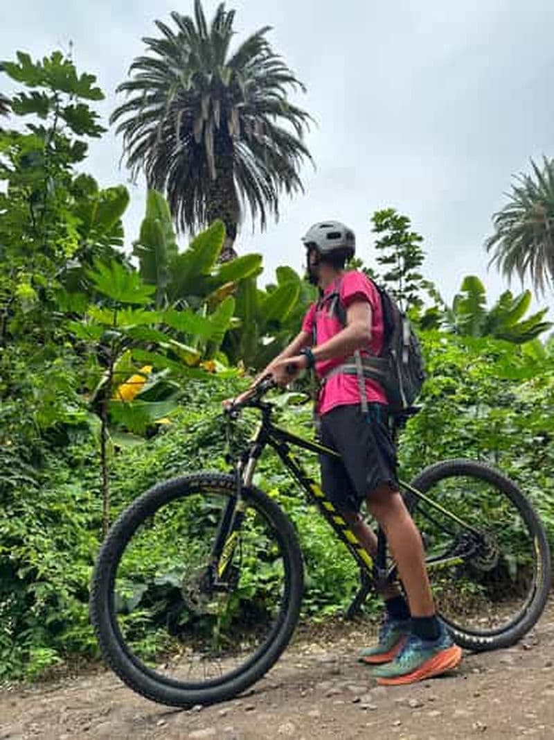 Las Palmas de Gran Canaria : excursion en VTT avec guide local