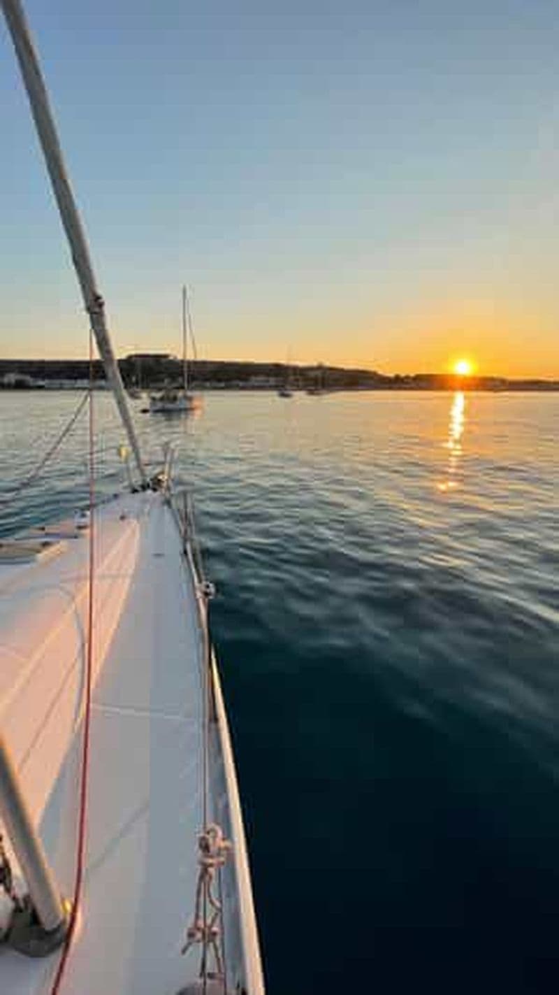 Billet Palerme : excursion romantique en voilier privé au coucher du soleil avec dîner