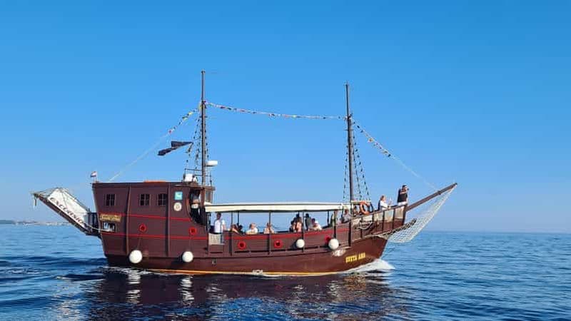 Billet Vrsar : tour en bateau sur le fjord de Lim avec baignade près de la grotte des pirates