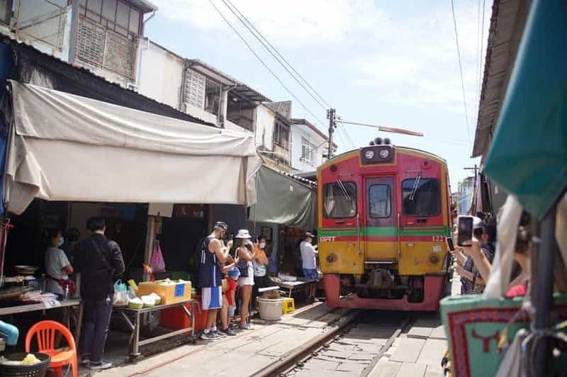 Billet Marché flottant de Damnoen Saduak et train de Maeklong