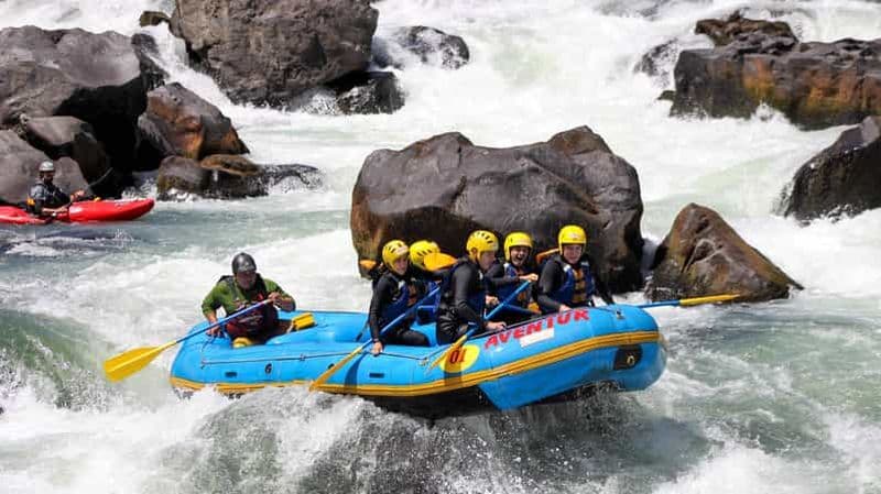 Pucón : Rafting sur la rivière Trancura Alto pour les aventuriers expérimentés
