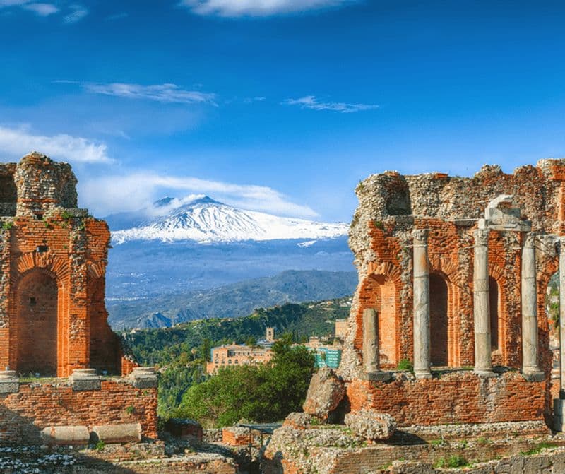 Taormina Walking Tour & Ancient theather Private tour