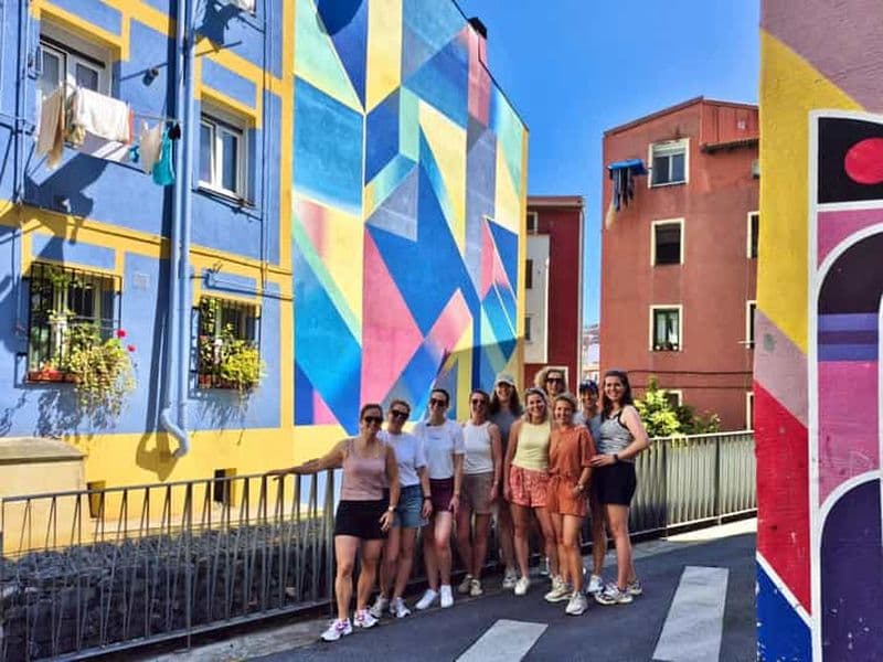 Bilbao : Visite pied à pied des arts de la rue avec bière artisanale locale