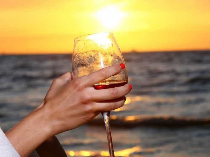 Le Caire : dîner-croisière au coucher du soleil sur le Nil, spectacle et transfert en option