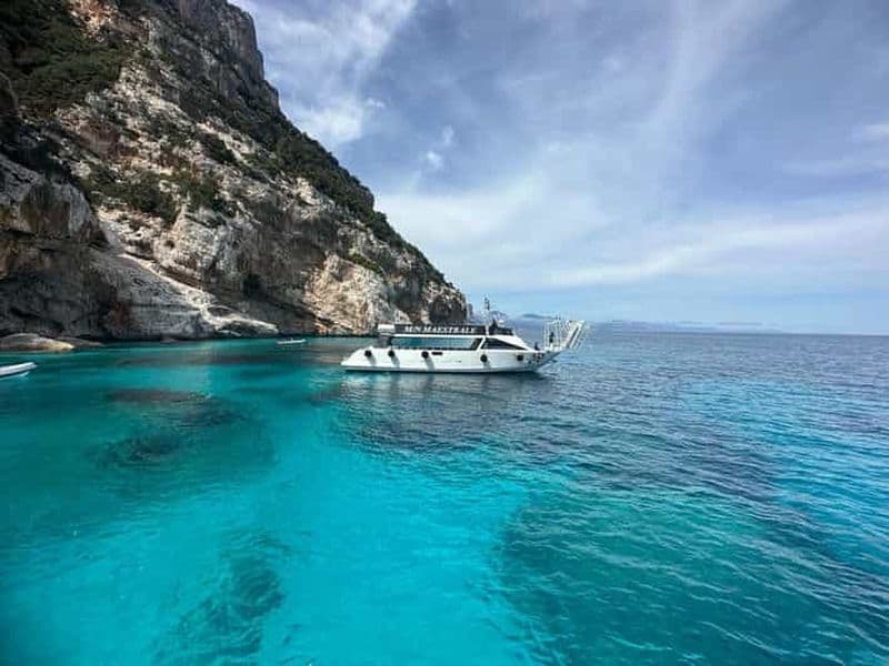 Billet Cala Gonone : transfert en bateau vers Grotta Bue Marino, Cala Luna et Cala Sisine