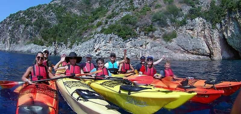Mikros Gialos: visite guidée en kayak de Lefkada avec rafraîchissements