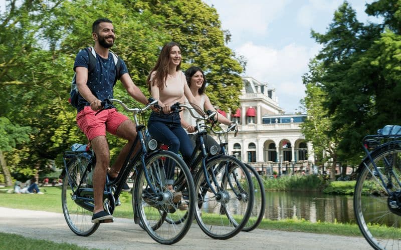 Billet Amsterdam : Visite privée à vélo personnalisable avec guide local
