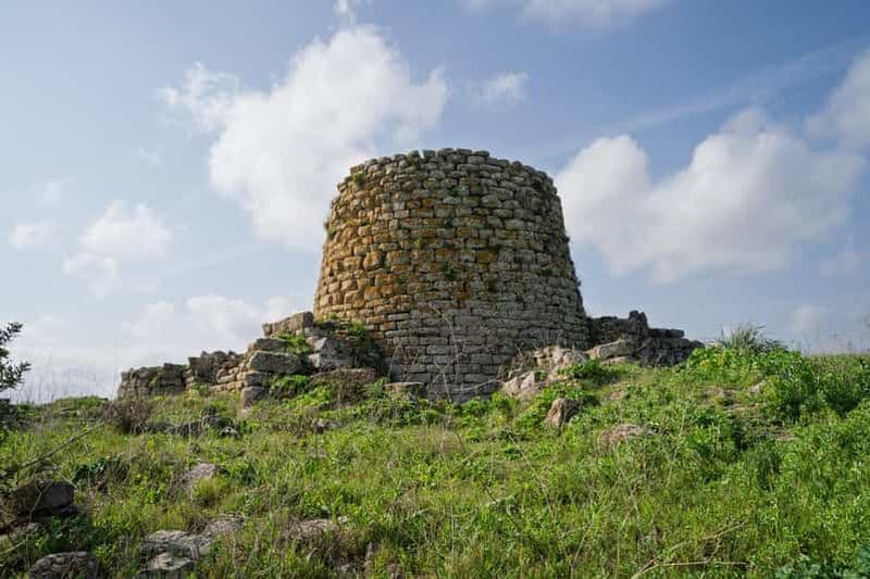Billet Cagliari : Visite privée du Nuraghe Piscu avec transport