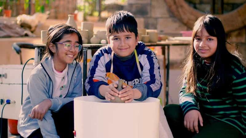 Katmandou : atelier de poterie avec cuisson