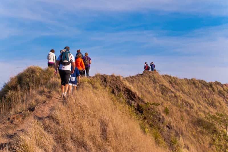 Bali : Randonnée au lever du soleil sur le Mont Batur avec petit-déjeuner et source d'eau chaude