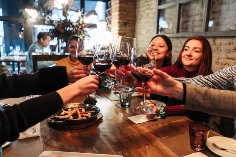 Billet Barcelone : Tipsy Tapas visite à pied avec snacks et boissons