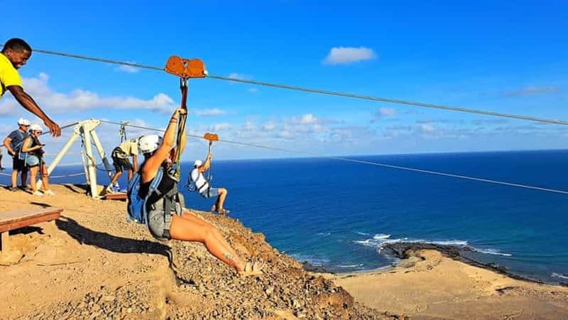 Au départ de Santa Maria : expérience de tyrolienne sur l'île de Sal (officiel)