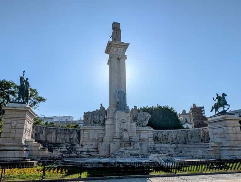 Billet Cadix : visite à pied des incontournables de 90 minutes avec un guide de la région