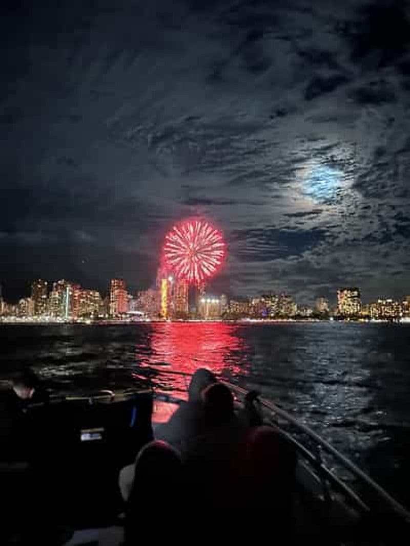 Billet Oahu : Croisière en bateau pour les feux d'artifice de Waikiki au départ d'Oahu