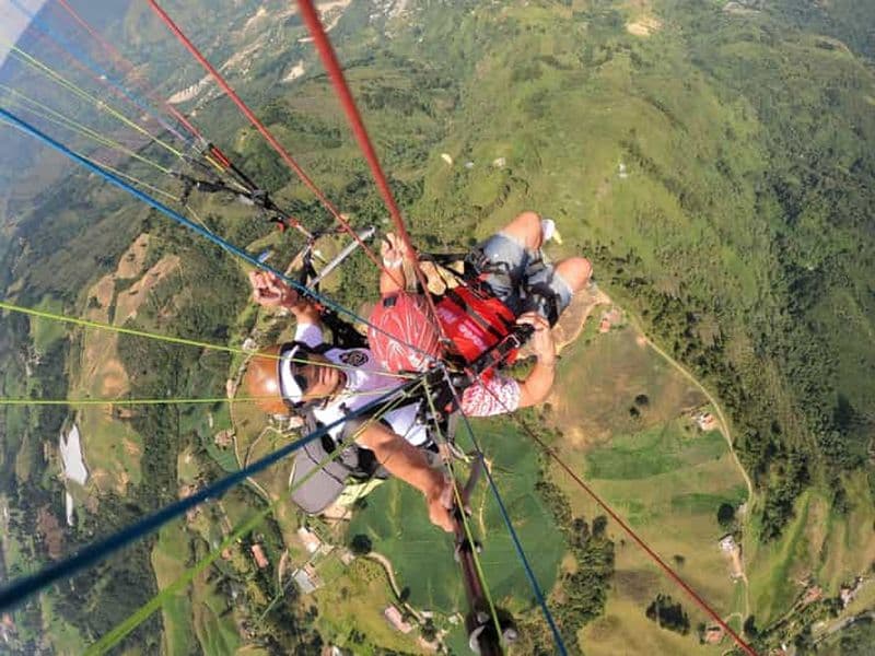 Billet Parapente près de Medellin San Felix : Voler avec des photos et vidéos GoPro