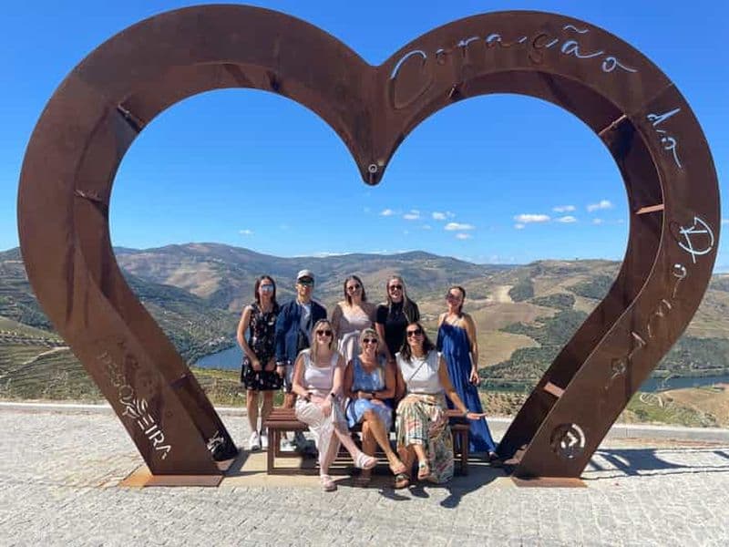 Billet Porto : Visite de la vallée du Douro avec un sommelier et excursion en bateau