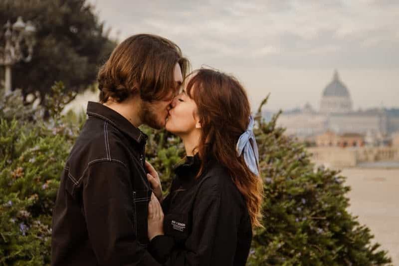 Billet Rome : Photoshoot romantique à la Place d'Espagne et au Pincio