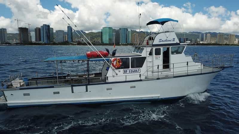 Aventure de pêche de fond de 3 heures à Honolulu