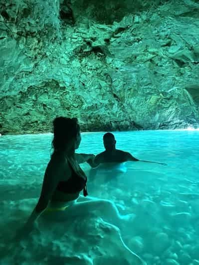 Billet Excursion en bateau rapide dans le parc national et la baie de Grama