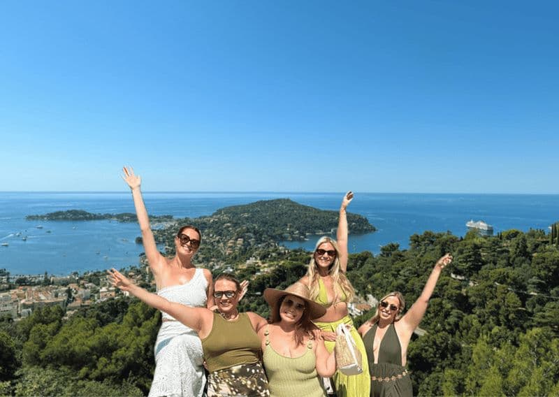 Billet Nice : découvrez la Côte d'Azur en Defender et visitez Èze