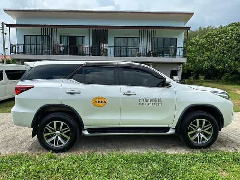 Transfert en taxi privé de l'aéroport de Phuket à Khao Lak