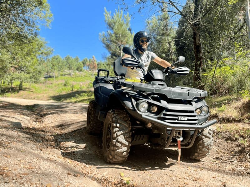 Gerês : Activité de quad dans le magnifique paysage de Gerês.