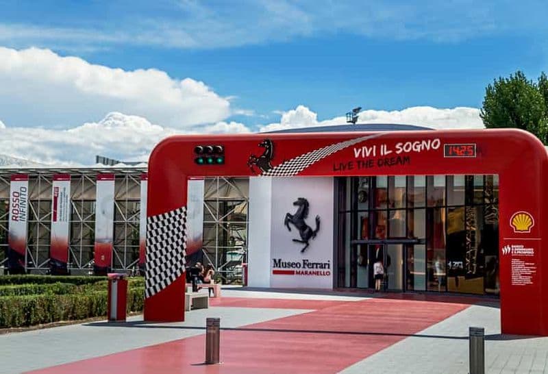 Maranello : billet d'entrée au musée Ferrari et simulateur