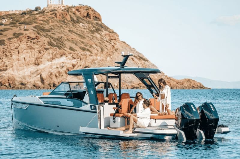 Billet Croisière privée au coucher du soleil à Klima avec collations et boissons