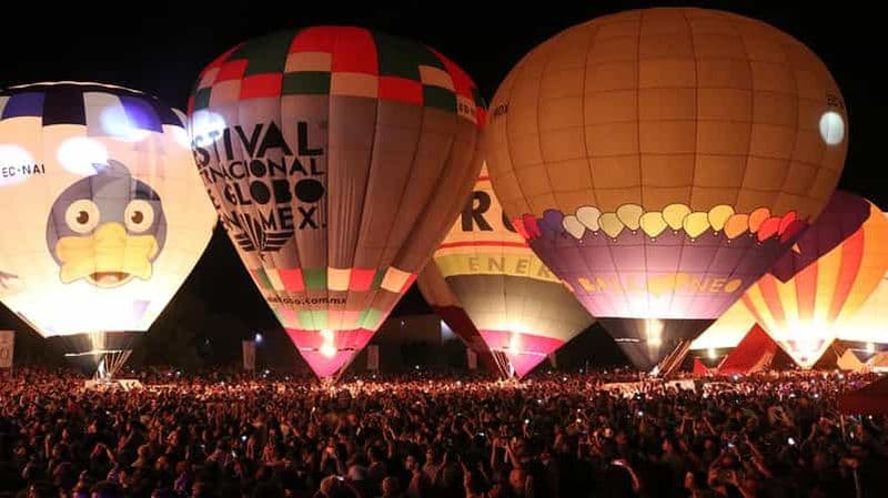 Billet Depuis Barcelone : Festival de ballons à Igualada et Sitges