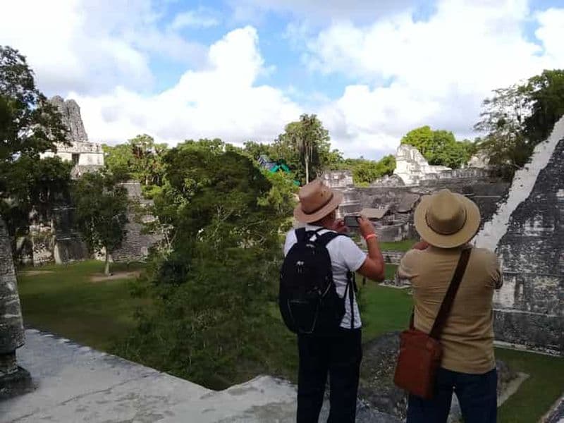 Billet Visite guidée à Tikal depuis l'aéroport de Flores ou de Mundo Maya