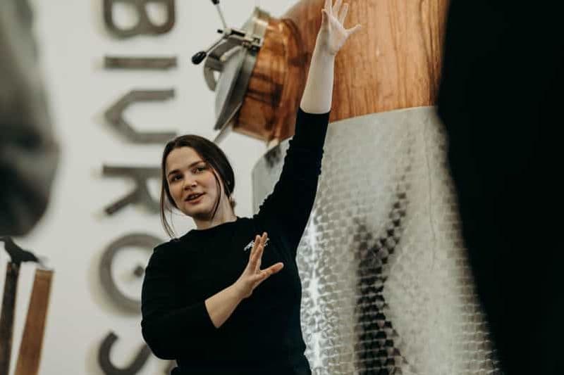 Lyngen : visite guidée de la distillerie Arctic Whisky