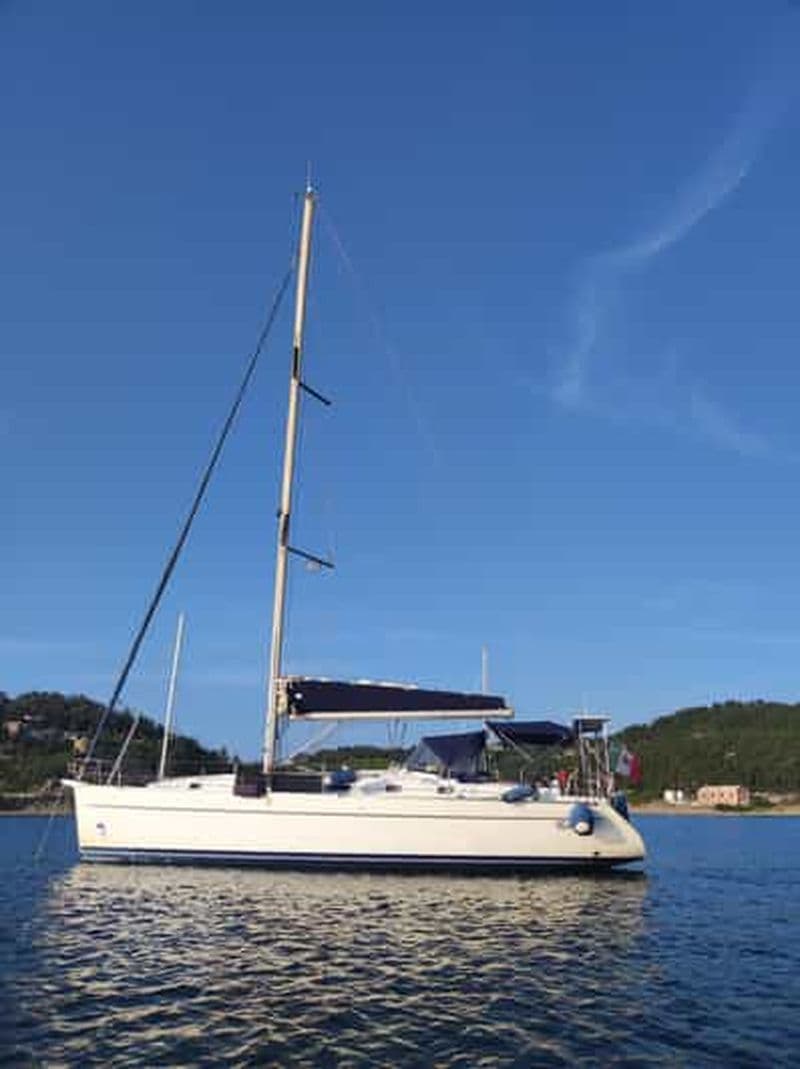 Catane : excursion en voilier avec brunch et/ou apéritif