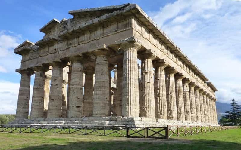 Billet Sorrente : visite guidée des temples de Paestum et d'une ferme de mozzarella