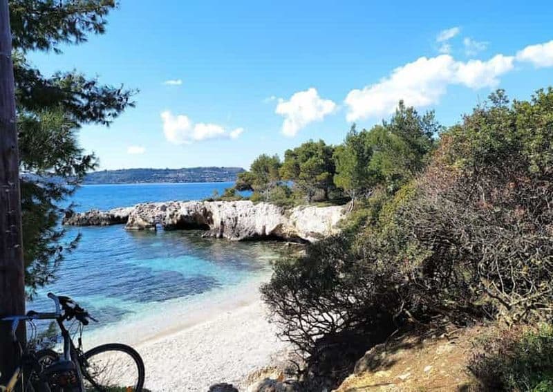 Aventure privée en vélo électrique à Céphalonie - Explorez la nature et les traditions