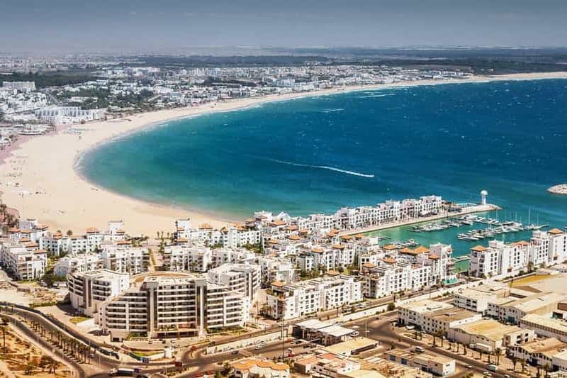 Billet Au départ de Marrakech : Excursion d'une journée à Agadir avec visite de la plage et de la marina