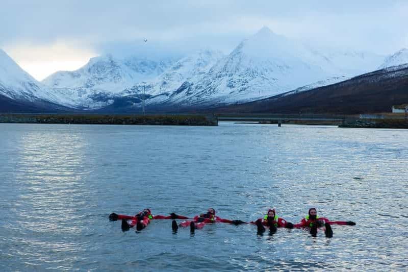 Billet Tromsø : expérience de flottaison dans les Alpes de Lyngen avec déjeuner