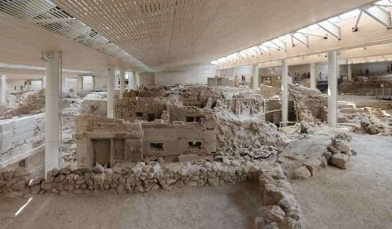 Santorin : Visite guidée à pied de la ville préhistorique d'Akrotiri