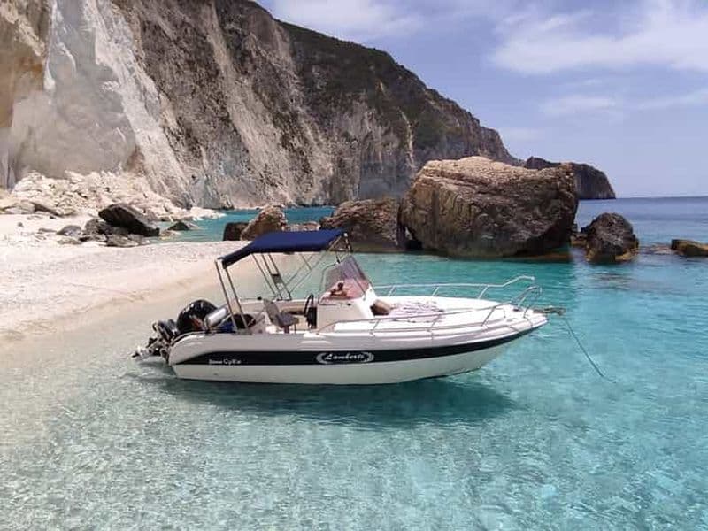 Billet Zakynthos : Excursion en bateau privé sur l'île de la Tortue et dans les grottes