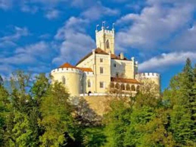 Billet Zagreb : visite du musée de l'homme de Krapina et du château de Trakošćan