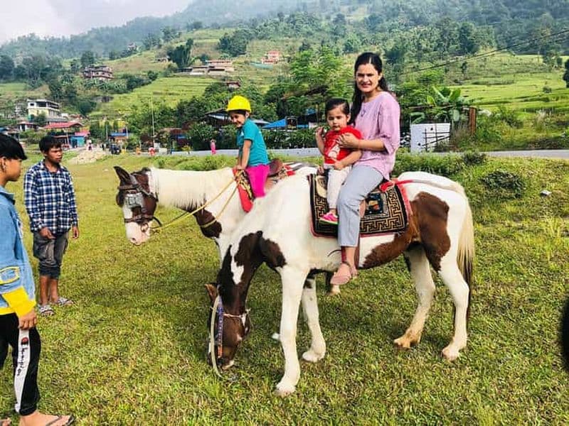 Depuis Pokhara : 2,5 heures d'aventure à cheval