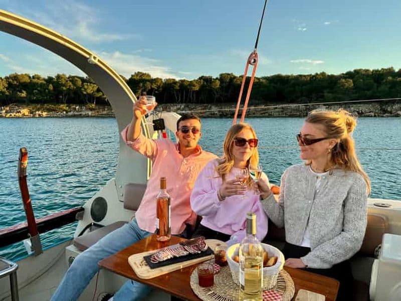 Golf Juan : Croisière au coucher du soleil avec apéritif sur l'île