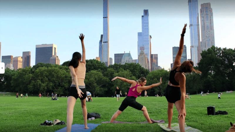 Central Park : le cours de yoga le plus apprécié de New York !