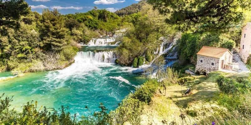 Depuis Split : Chutes d'eau de Krka et excursion à Skradin