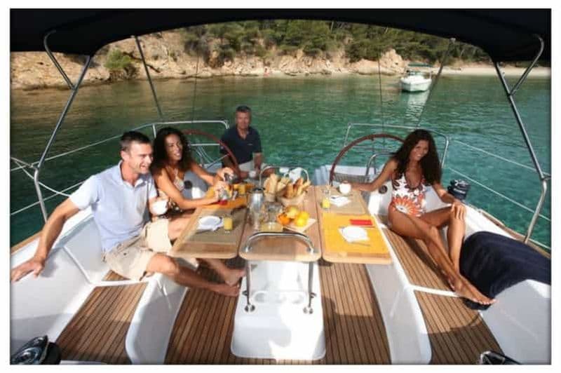 Depuis Portofino : excursion privée en voilier sur la Riviera italienne