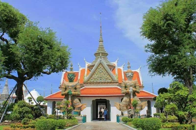 Visite privative de Wat Pho, Wat Arun et Wat Hong Rattanaram
