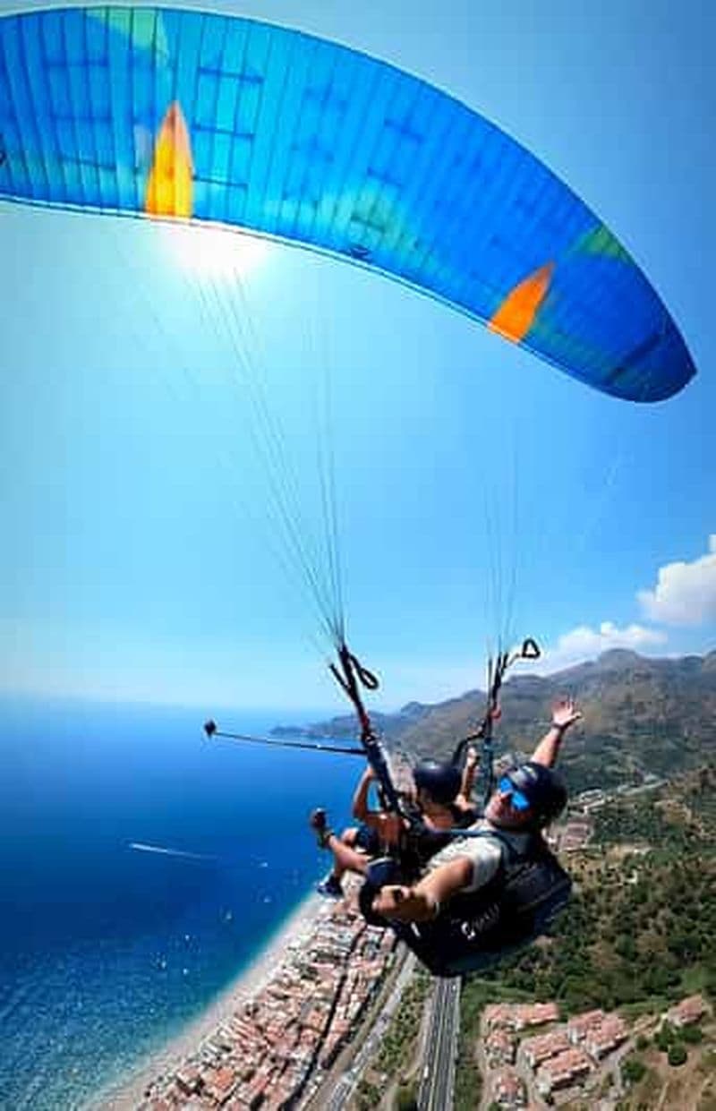 Taormine : vol en parapente tandem avec photos et vidéo