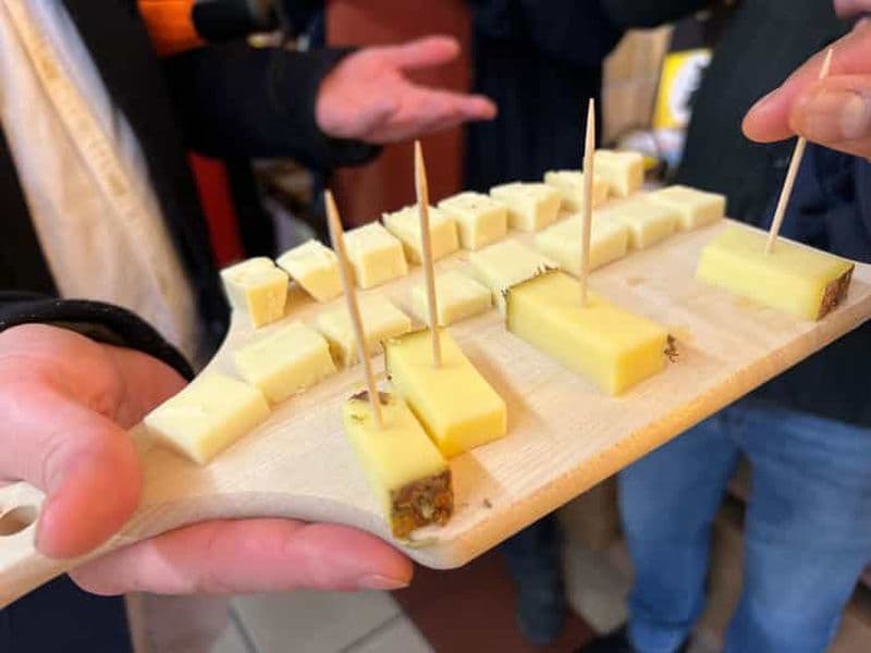 Billet Zurich : visite culinaire de 8 dégustations de fromages et de chocolats