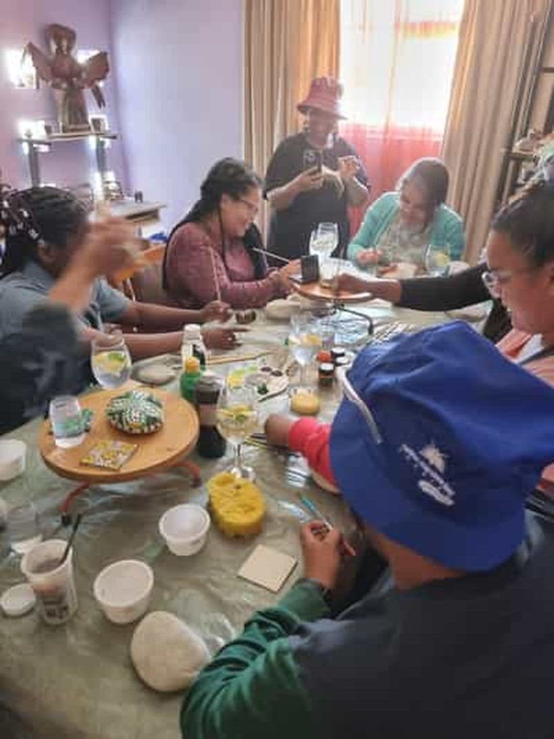 New Brighton Cultural Rock Painting and Poetry Tour (en anglais)