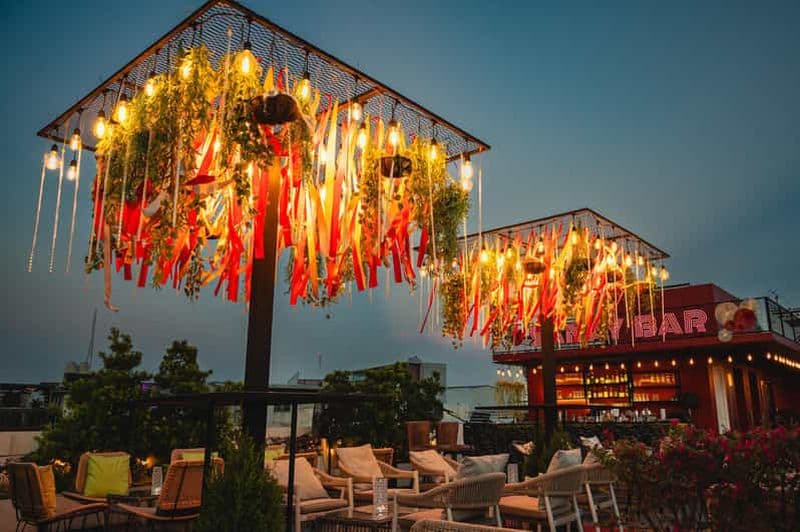 Billet Bangkok : Sanay Rooftop Bar The Ember Hotel