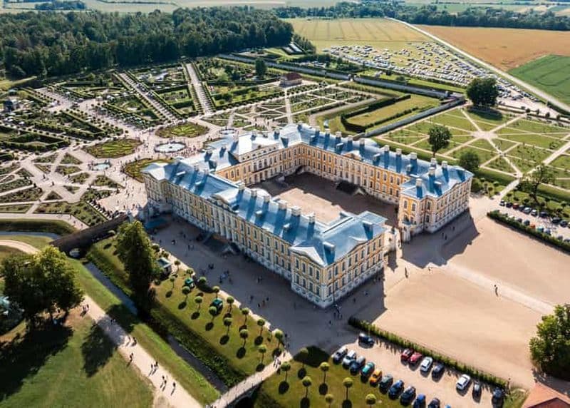 Billet Riga : colline des Croix, palais de Rundale et château de Bauska